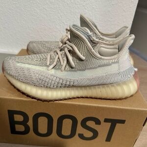 Yeezy Boost Sneakers - Gray and Cream